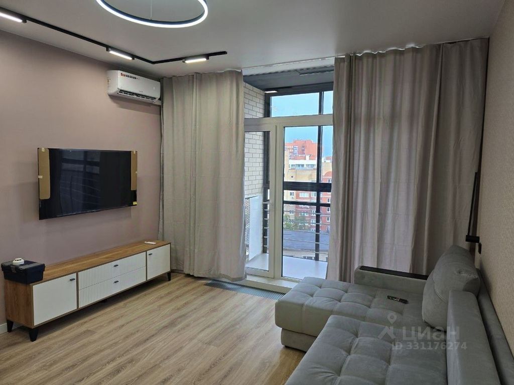 m. Pyatnitskoe shosse: Apartment, studio