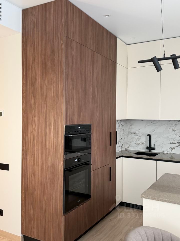 m. Narodnoe Opolchenie: Apartment, 3-rooms