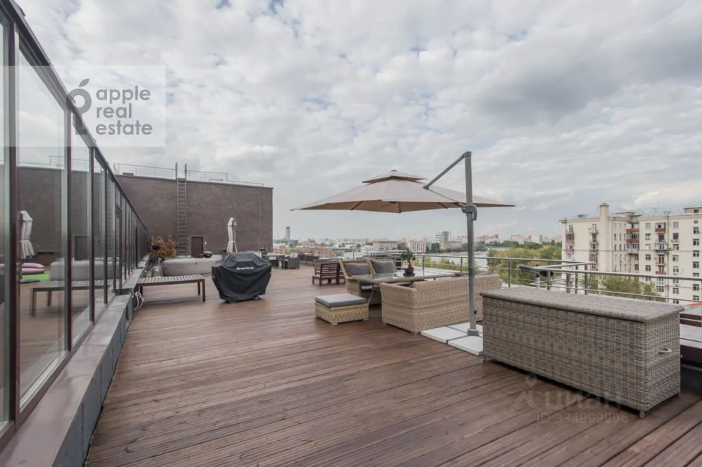 m. Avtozavodskaya: Apartment, 4-rooms