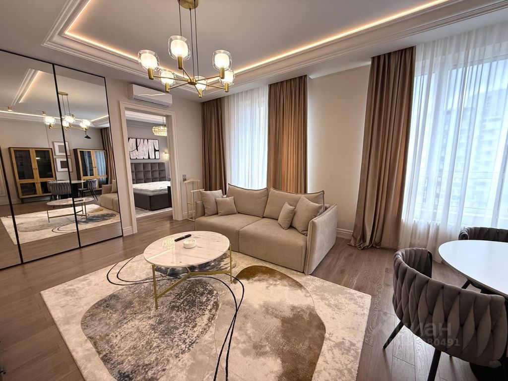 m. Aminyevskaya: Apartment, 2-rooms