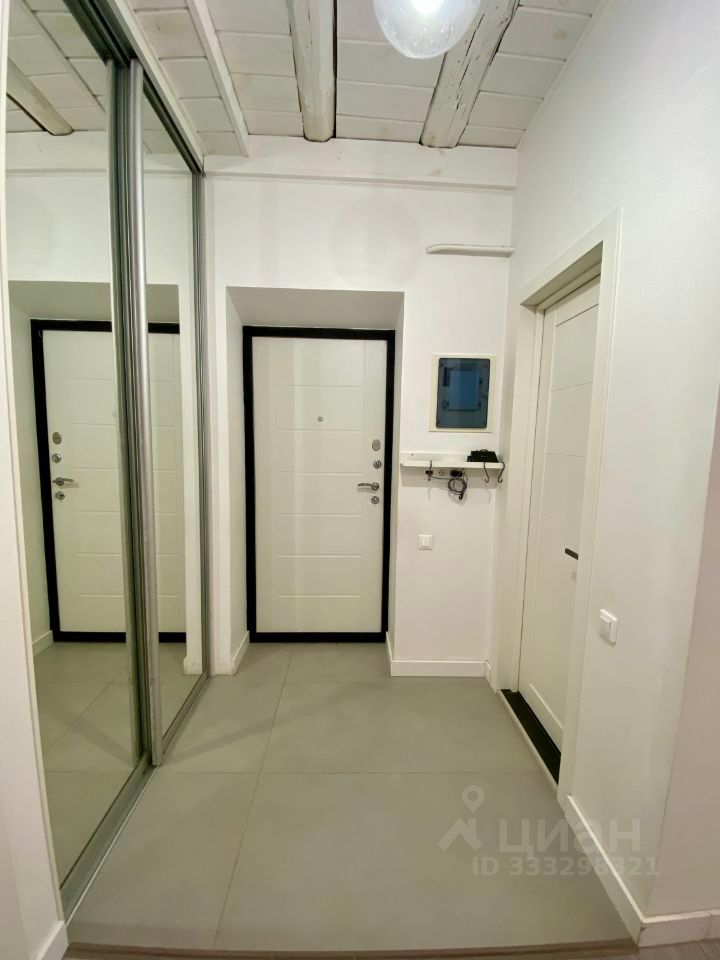 m. Shabolovskaya: Apartment, 2-rooms