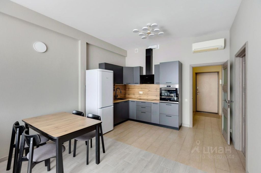m. Chertanovskaya: Apartment, 2-rooms