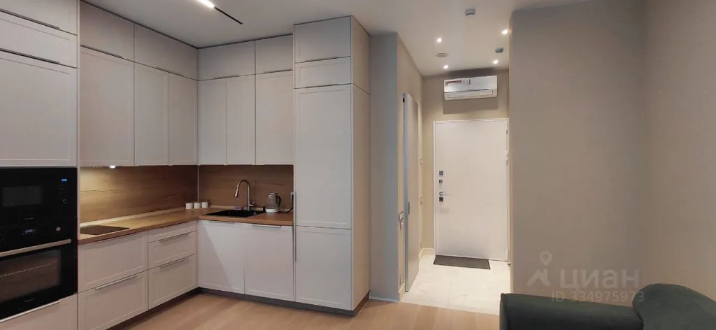 m. Moskva Tovarnaya: Apartment, studio