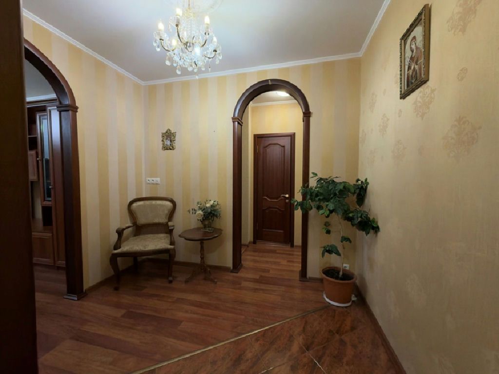 m. Ulitsa Dmitrievskogo: Apartment, 2-rooms