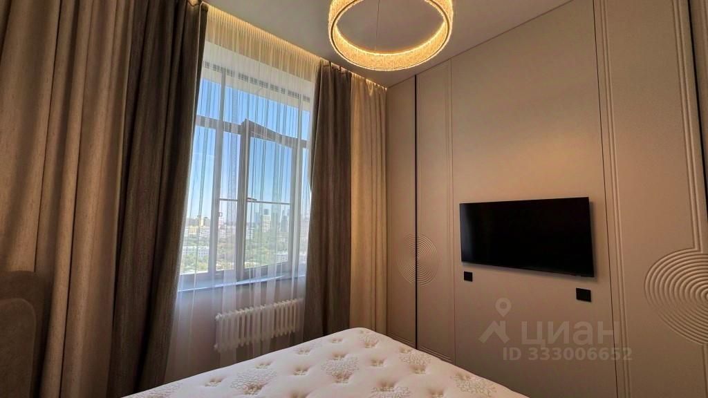m. Oktyabrskoe pole: Apartment, 2-rooms