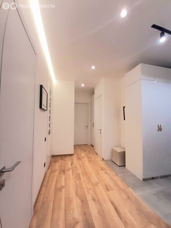 m. Spartak: Apartment, 2-rooms