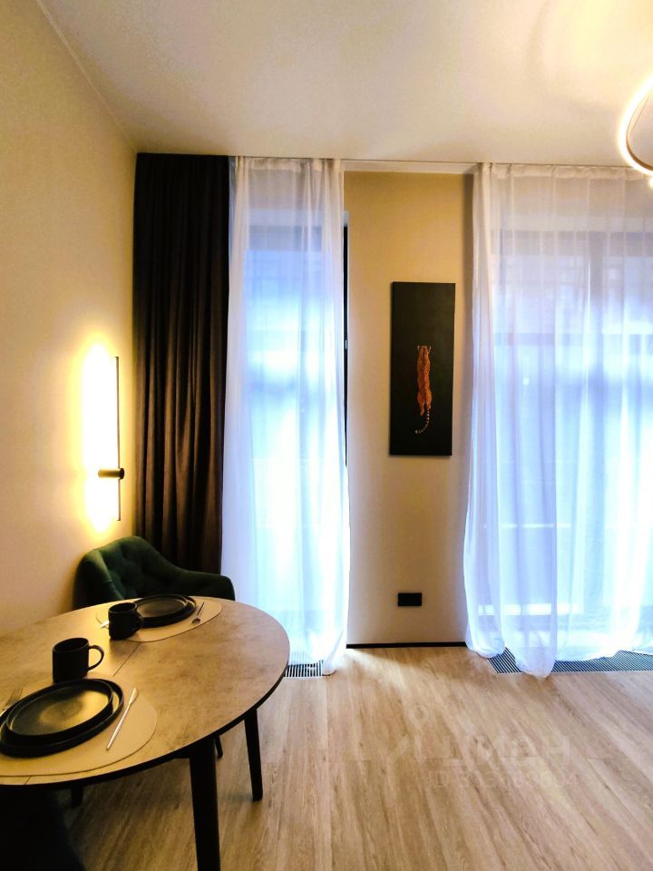 m. Zorge: Apartment, studio