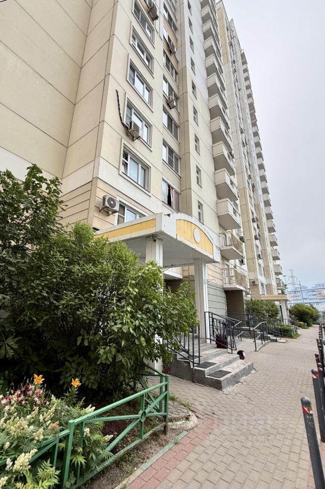 m. Khimki: Apartment, 2-rooms