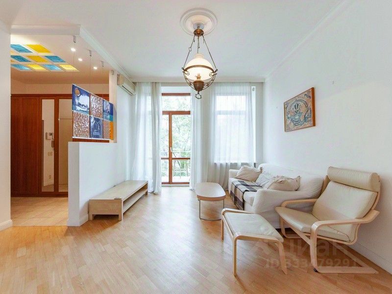 m. Mayakovskaya: Apartment, 3-rooms