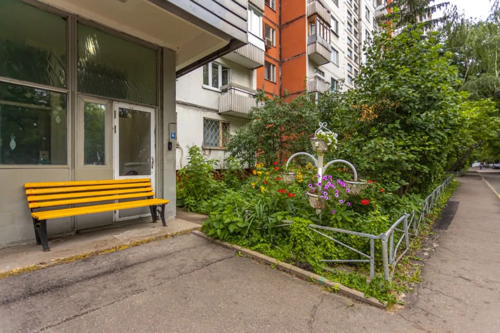 m. Akademicheskaya: Apartment, 2-rooms