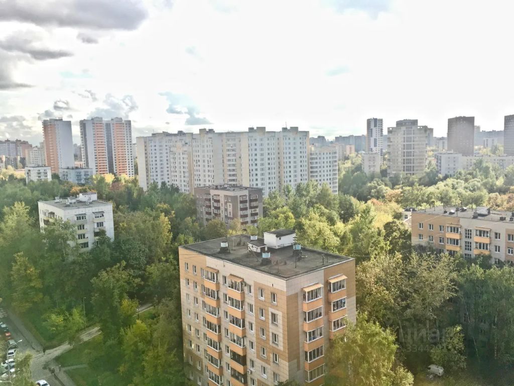 m. Molodezhnaya: Apartment, 2-rooms