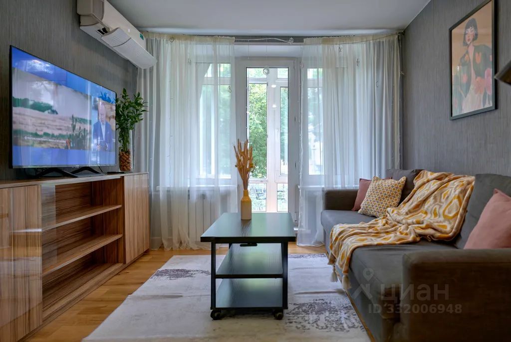 m. Tretyakovskaya: Apartment, 1-rooms