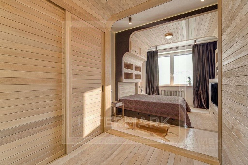 m. Smolenskaya: Apartment, 3-rooms
