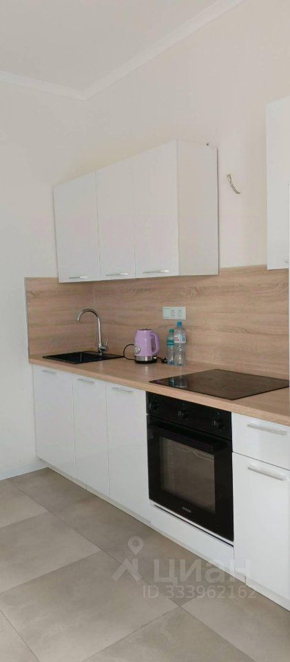 m. Oktyabrskoe pole: Apartment, 1-rooms