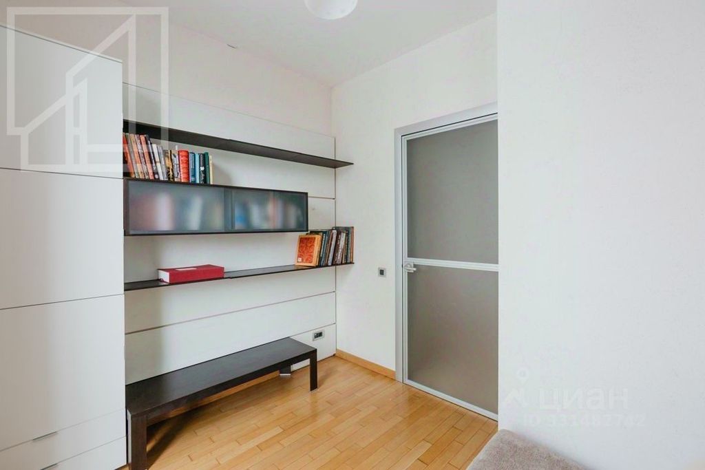 m. Park kultury: Apartment, 5-rooms