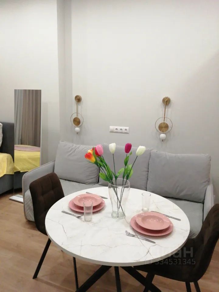 m. Alekseevskaya: Apartment, studio