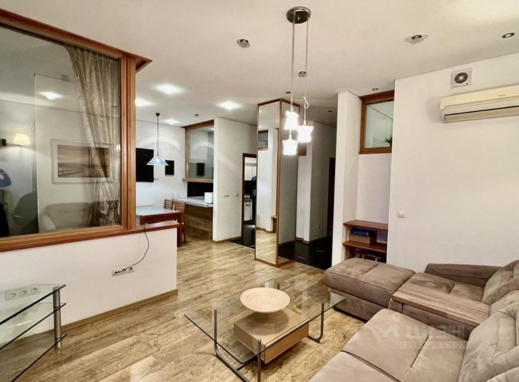 m. Slavyansky bulvar: Apartment, 2-rooms