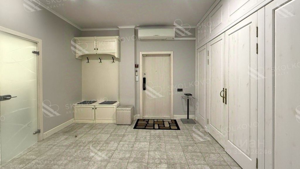 m. Slavyansky bulvar: Apartment, 2-rooms