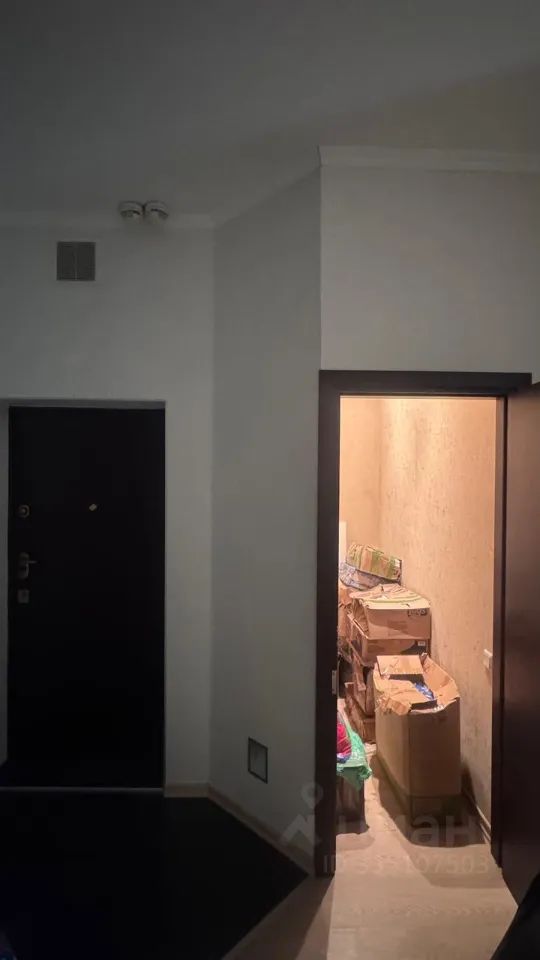 m. Oktyabrskoe pole: Apartment, 2-rooms