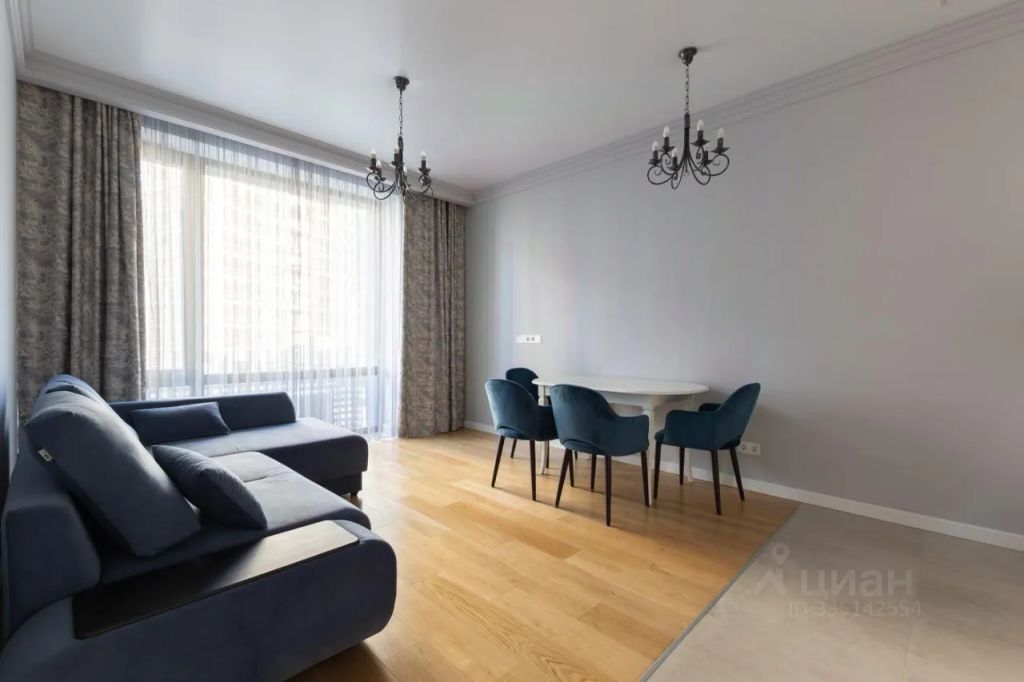 m. Aminyevskaya: Apartment, 2-rooms