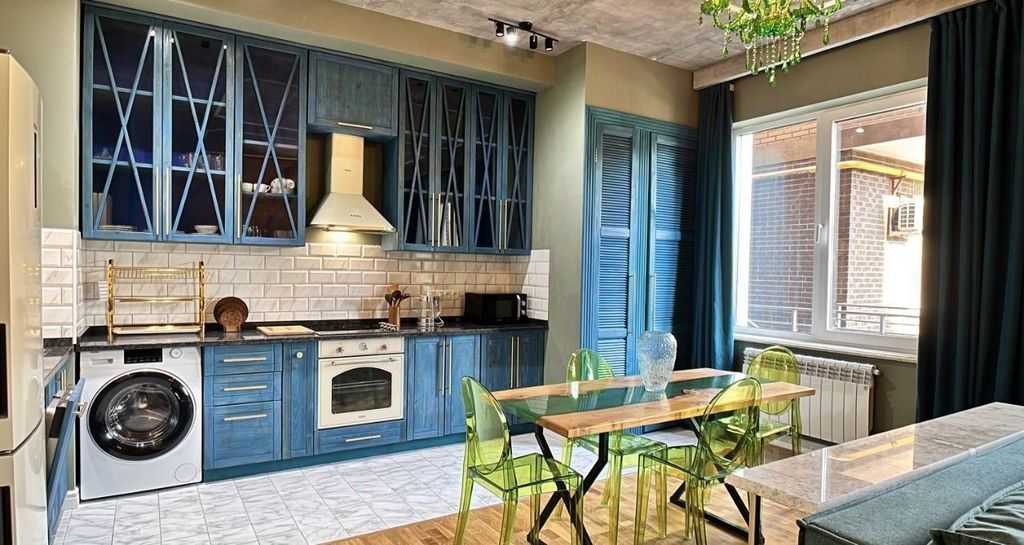 m. Khimki: Apartment, 3-rooms