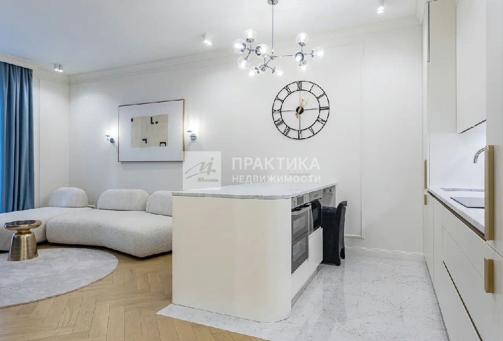 m. Ulitsa 1905 goda: Apartment, 3-rooms
