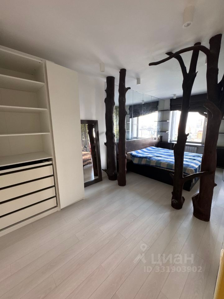 m. Narodnoe Opolchenie: Apartment, 2-rooms