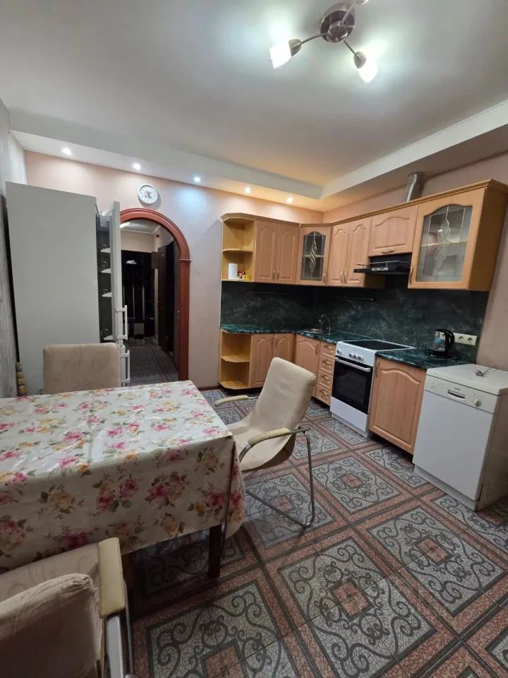 m. Schelkovskaya: Apartment, 3-rooms