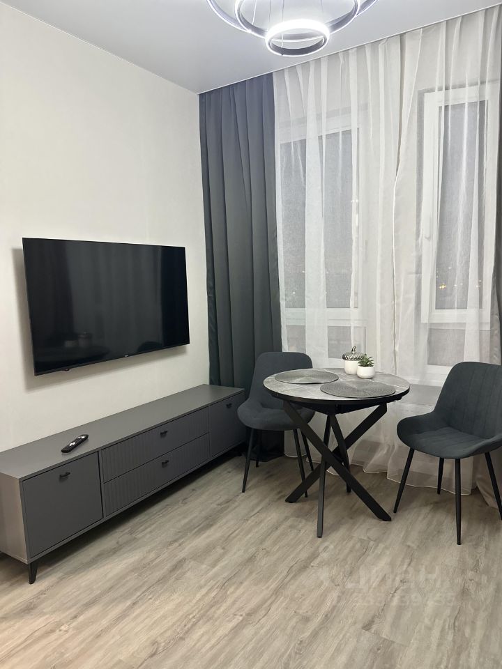 m. Dubrovka: Apartment, 1-rooms