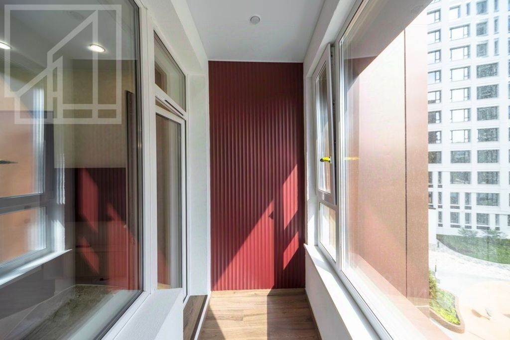 m. Verkhnie Kotly: Apartment, 2-rooms