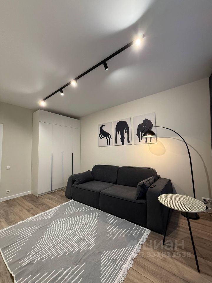 m. Bulvar Dmitriya Donskogo: Apartment, 2-rooms