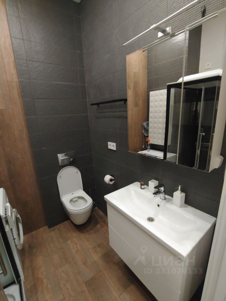 m. Moskva Tovarnaya: Apartment, studio