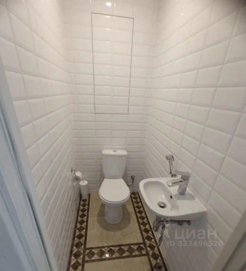 m. Bulvar Dmitriya Donskogo: Apartment, 2-rooms
