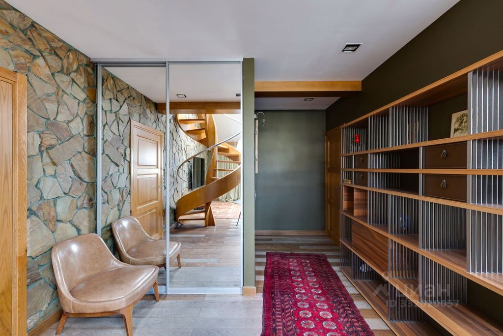 m. Barrikadnaya: Apartment, 3-rooms