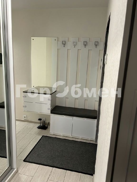 m. Buninskaya alleya: Apartment, 3-rooms