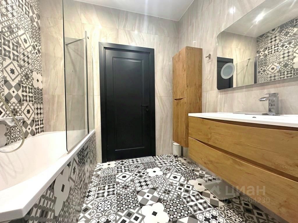 m. Universitet druzhby narodov: Apartment, 2-rooms