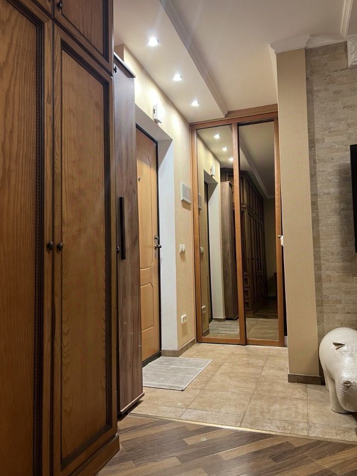 m. Barrikadnaya: Apartment, studio