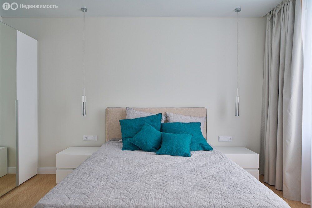 m. Oktyabrskoe pole: Apartment, 2-rooms