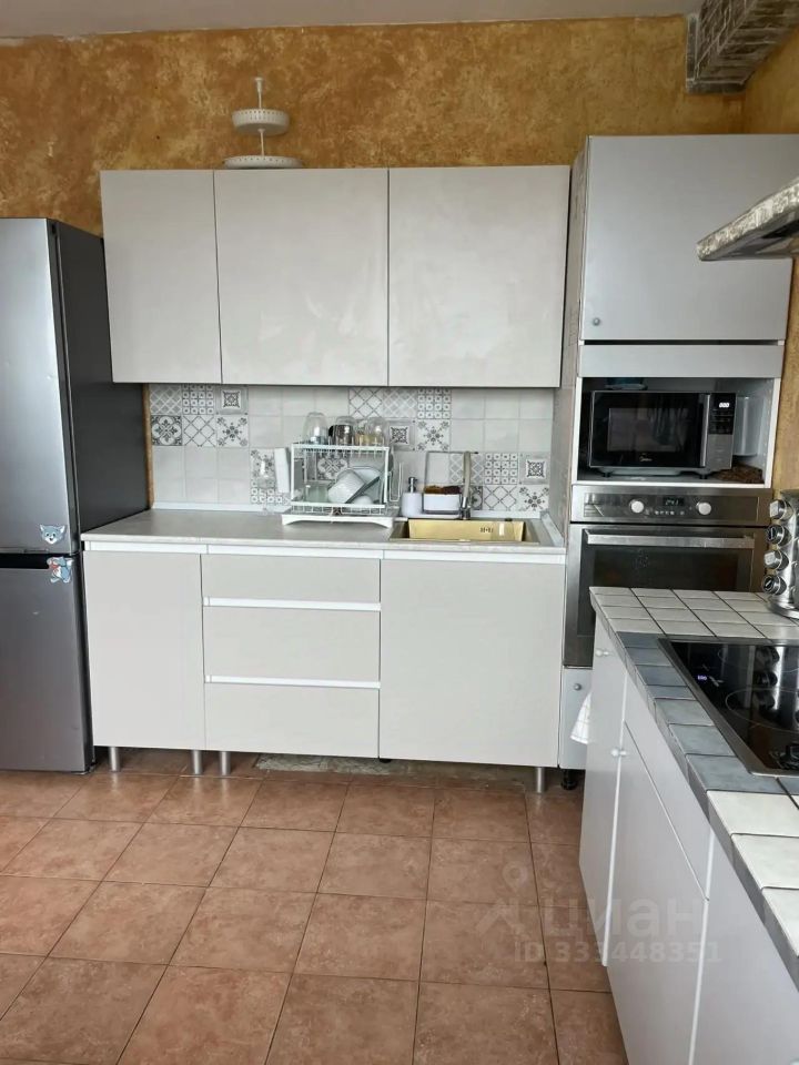 m. Odintsovo: Apartment, 3-rooms