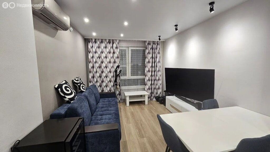 m. Lyublino: Apartment, 2-rooms