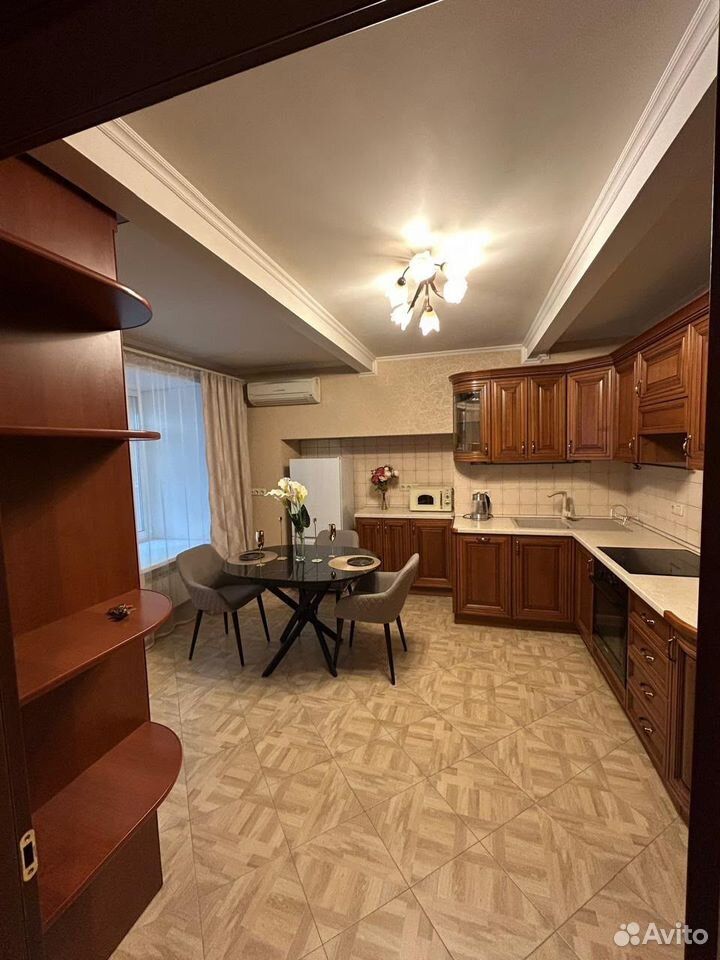 m. Tverskaya: Apartment, 2-rooms