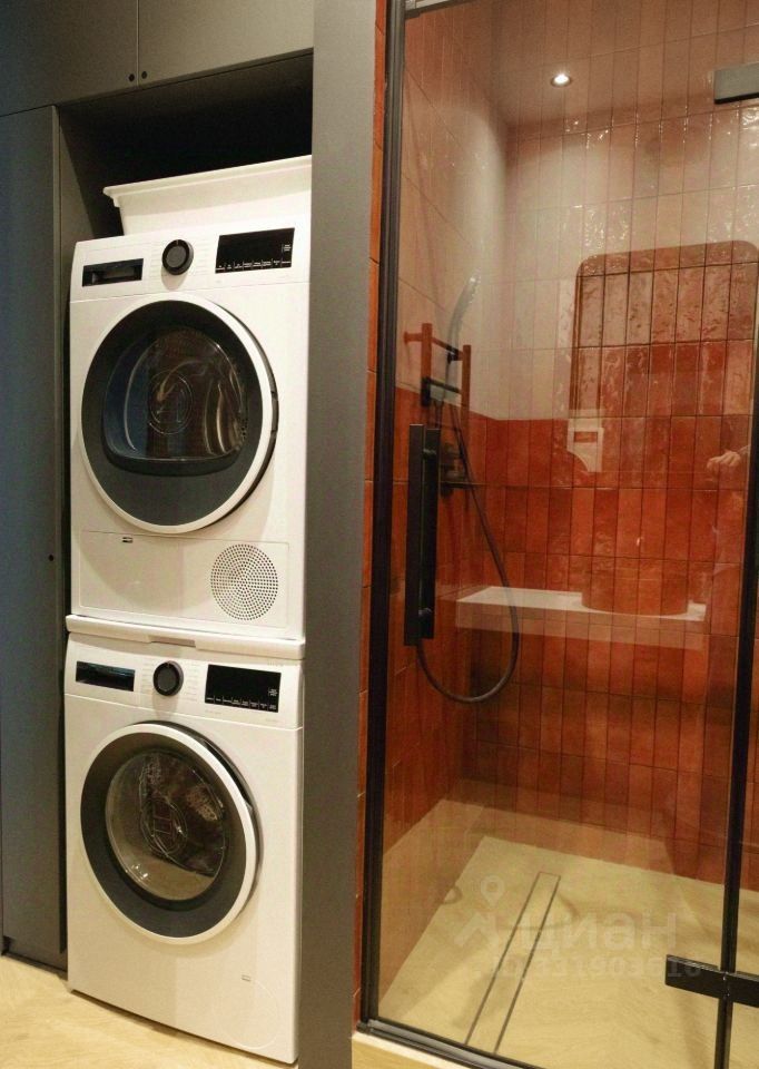 m. Dmitrovskaya: Apartment, studio