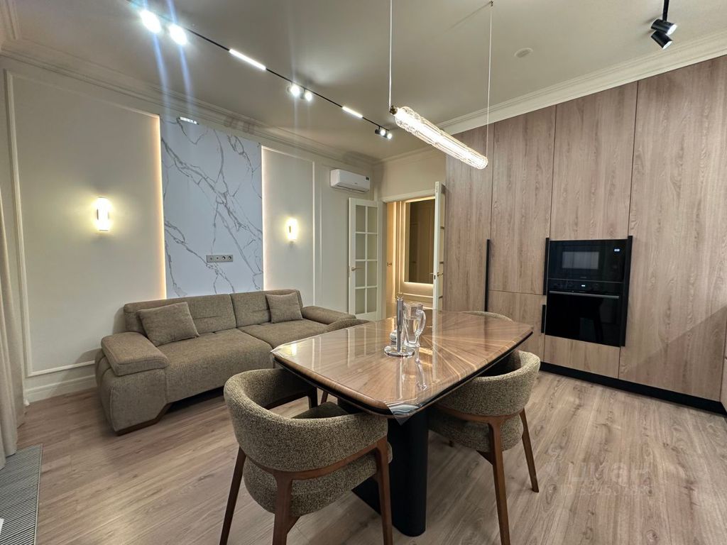 m. Skolkovo: Apartment, 3-rooms