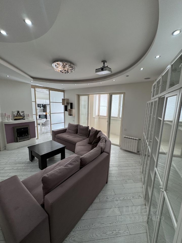 m. Opalikha: Apartment, 3-rooms