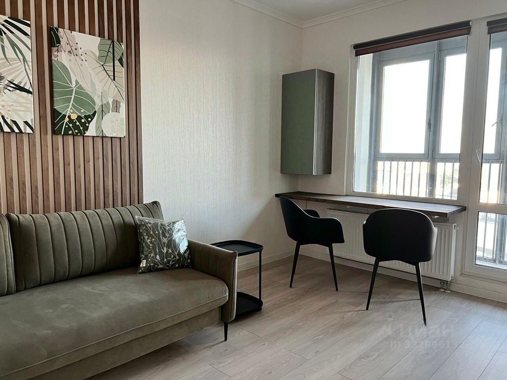 m. Oktyabrskoe pole: Apartment, 1-rooms