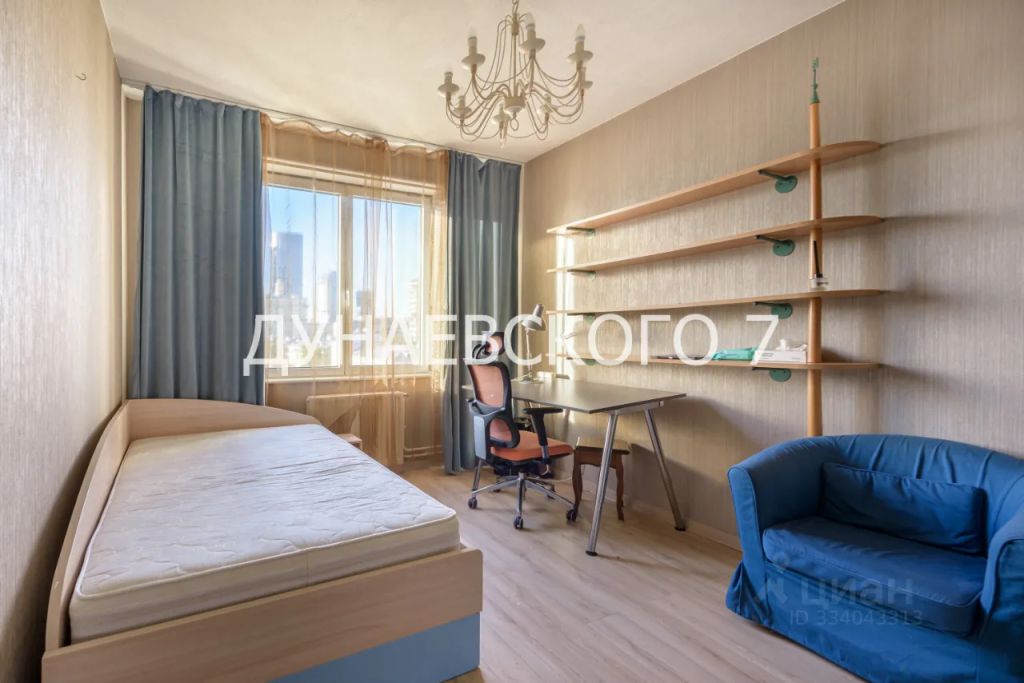 m. Studencheskaya: Apartment, 3-rooms