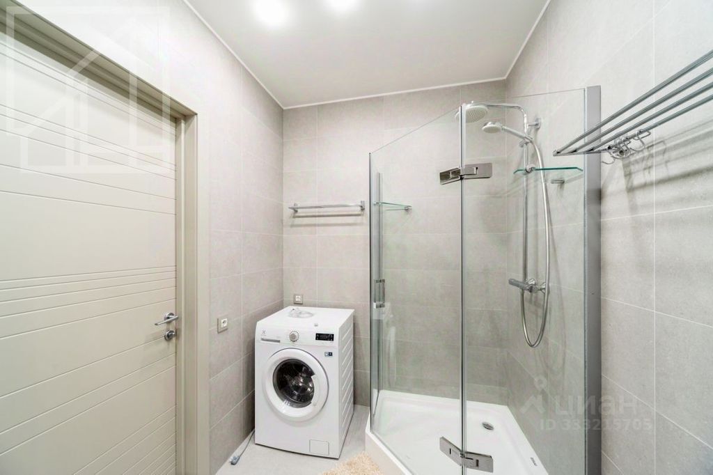 m. Ulitsa 1905 goda: Apartment, 2-rooms
