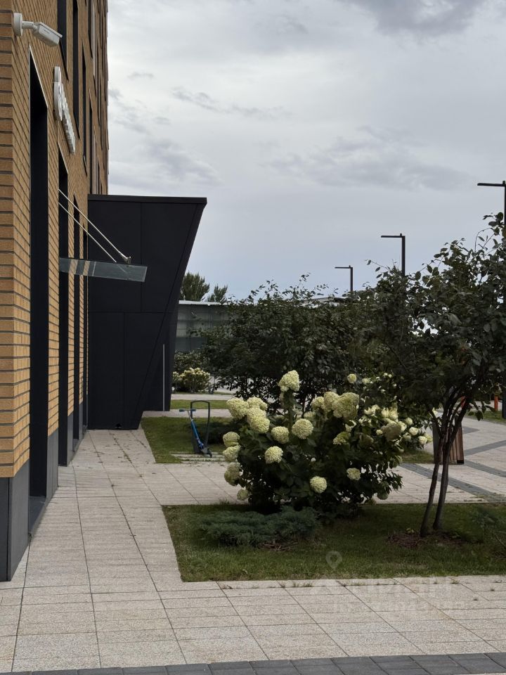 m. Rabochy Poselok: Apartment, studio