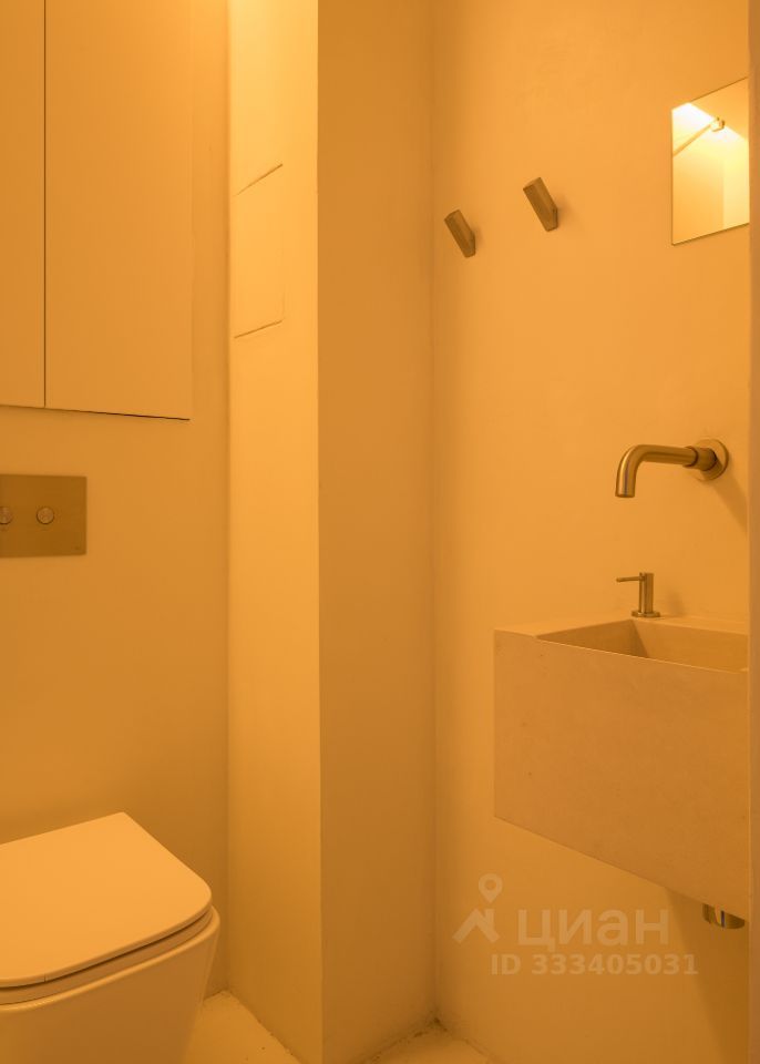 m. Ploschad trekh vokzalov: Apartment, 1-rooms