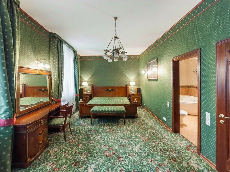 m. Novoslobodskaya: Apartment, 3-rooms